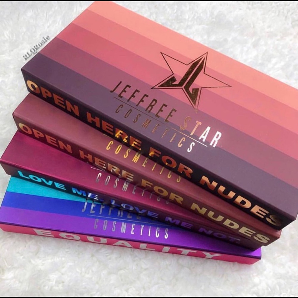 Jeffree Star mini lip vaults